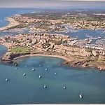 Superbe Duplex Climatise, Wifi, Terrasse, Piscine