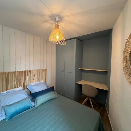 Apartament Superbe Duplex Climatise, Wifi, Terrasse, Piscine