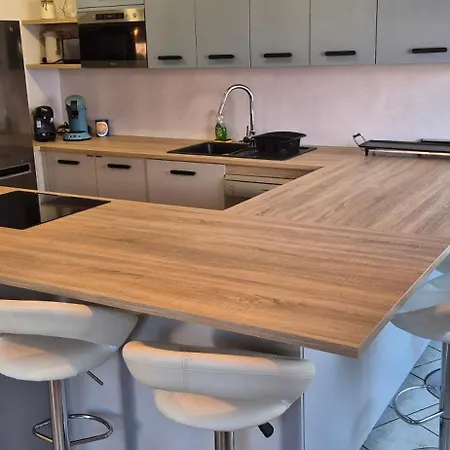 Superbe Duplex Climatise, Wifi, Terrasse, Piscine Apartament