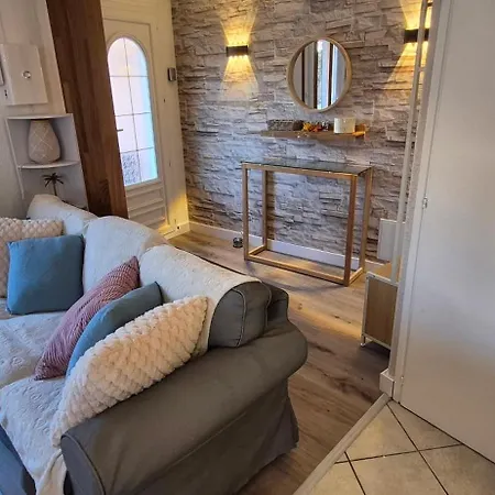 Apartament Superbe Duplex Climatise, Wifi, Terrasse, Piscine *