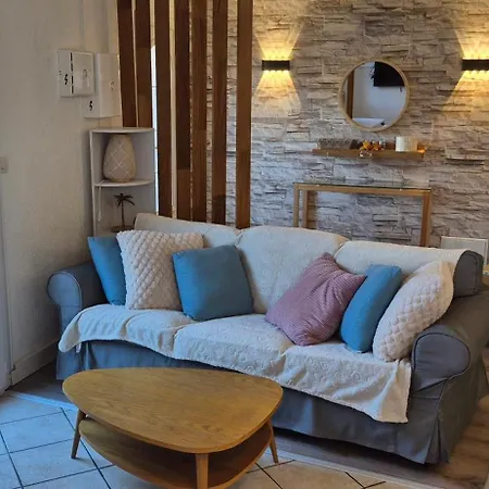 Apartament Superbe Duplex Climatise, Wifi, Terrasse, Piscine *